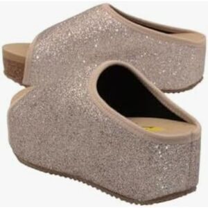 Volatile Womens Slide-On Wedge Sandals 8 Gold Glitter Comfortable Stylish Design